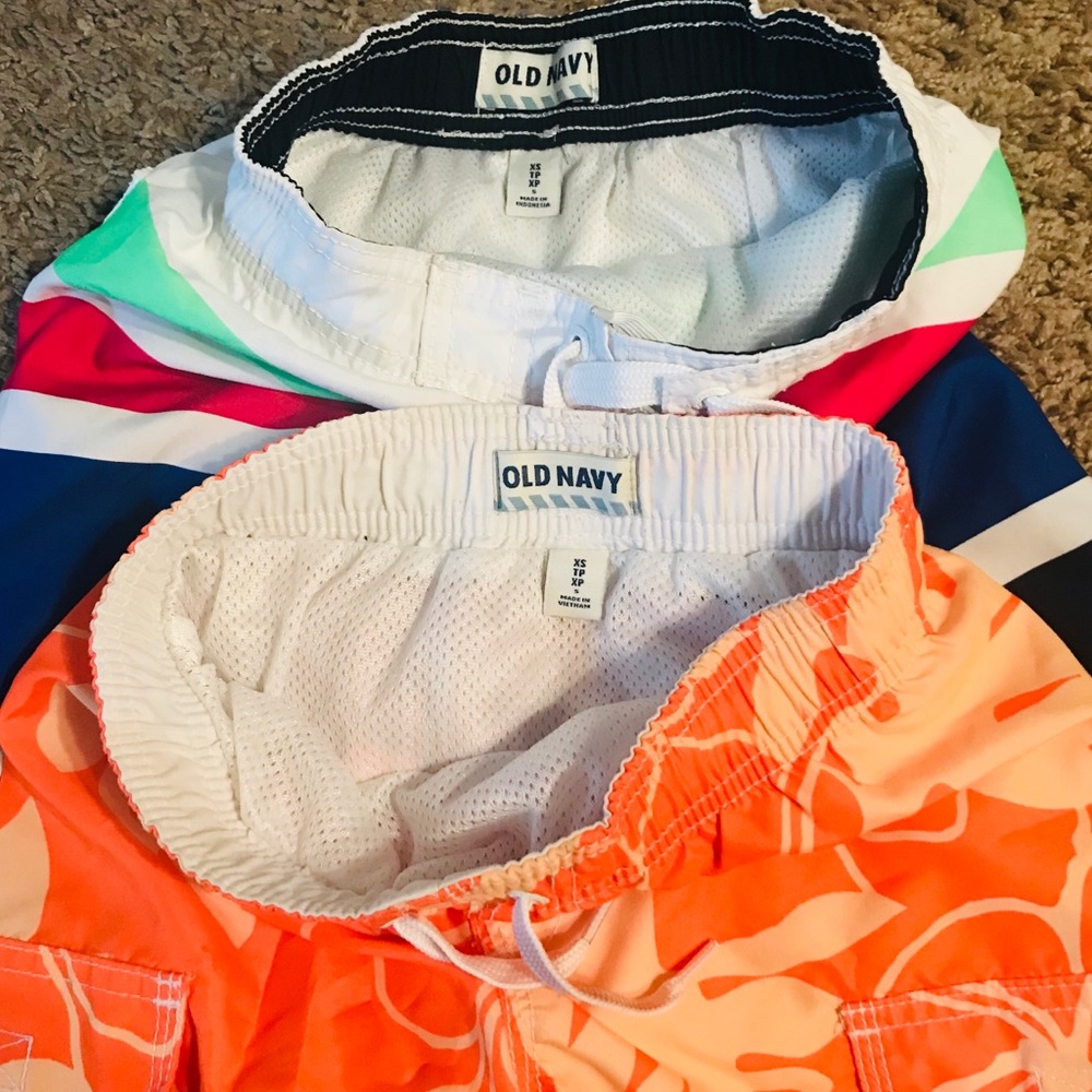 Bundle of boys swim shorts - Picture 2 of 4